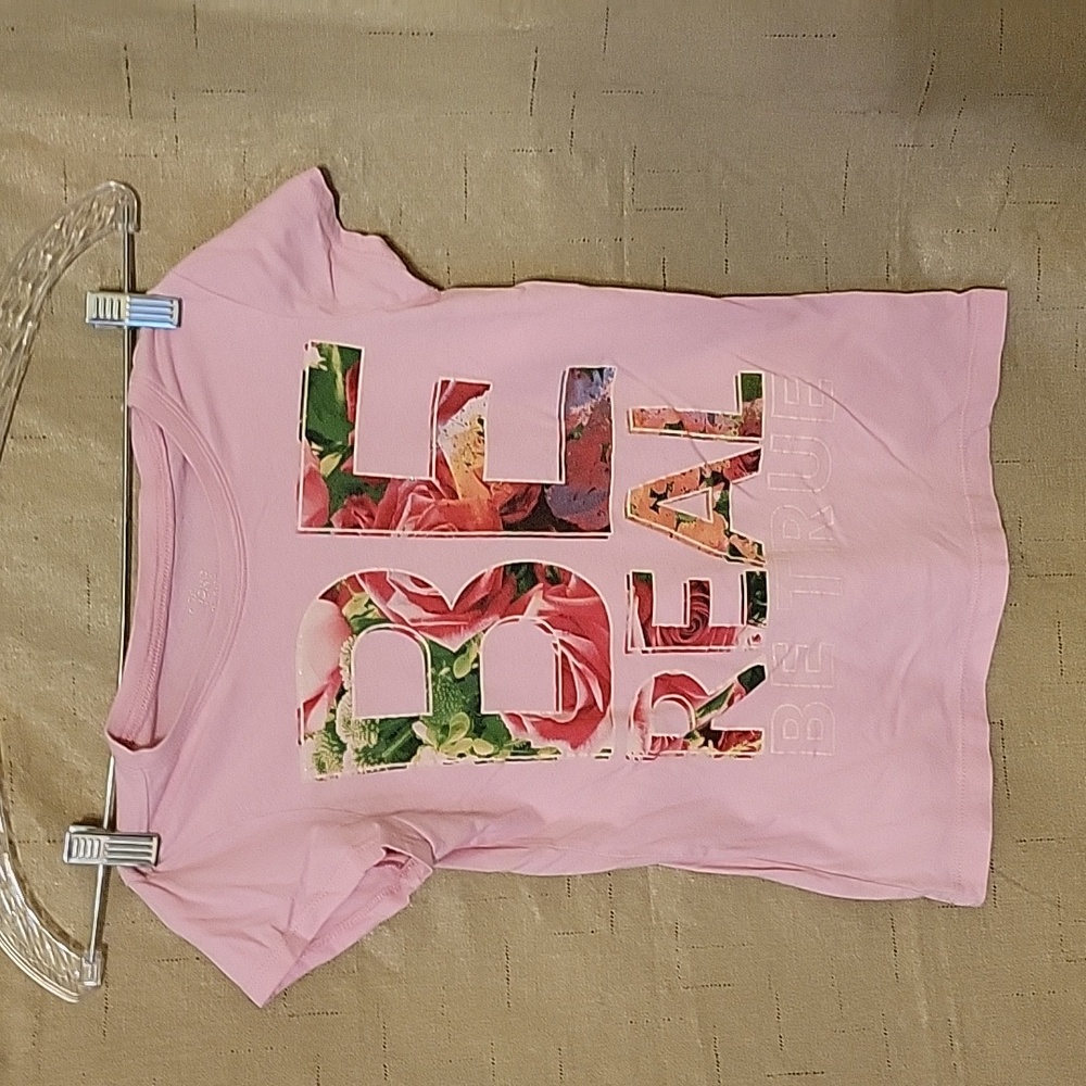 1989 Place Tee